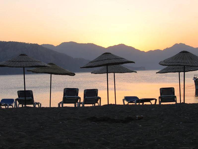 Zeybek Hotel Turunc Exteriér fotografie